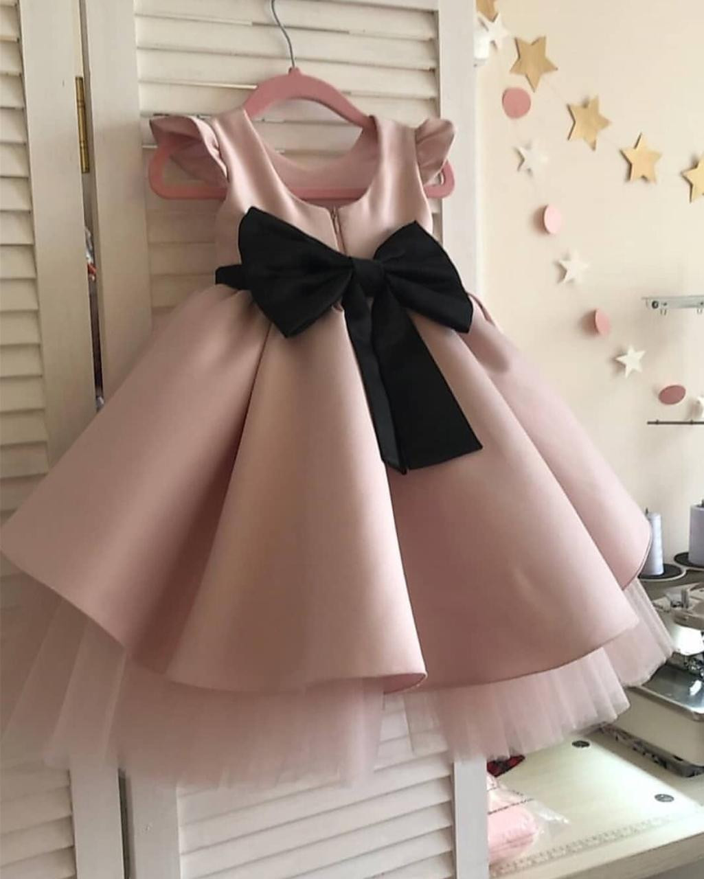 Black dress with pink bow online